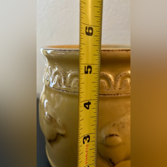 Sealed Vintage, canister with pigs. 7.5” with lid on. - Picture 7 of 10